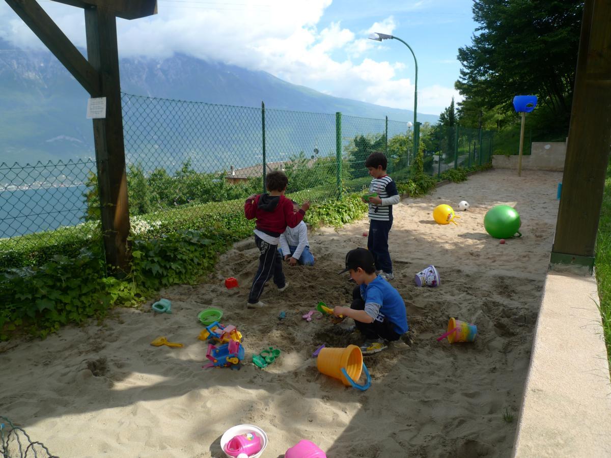 Villa Anna Apartments Tremosine Bagian luar foto
