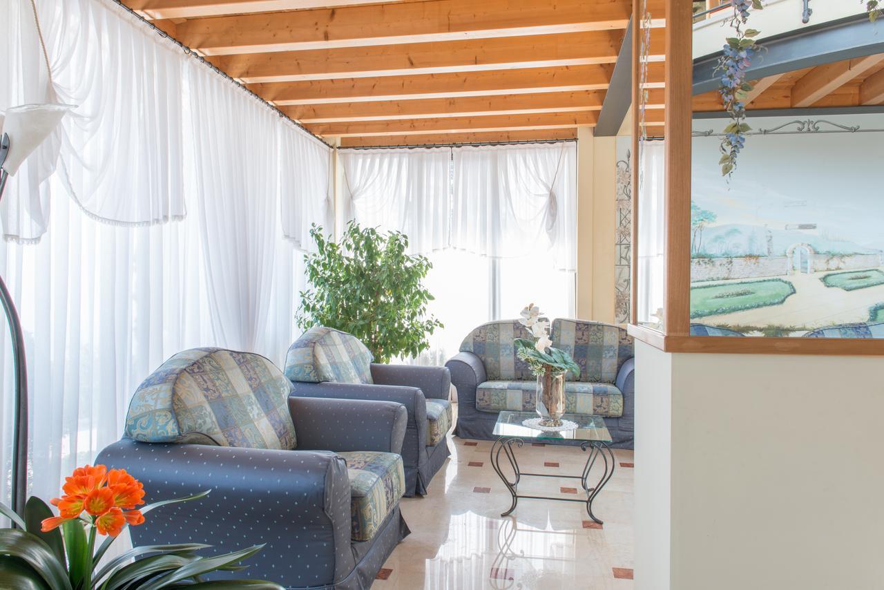 Villa Anna Apartments Tremosine Bagian luar foto